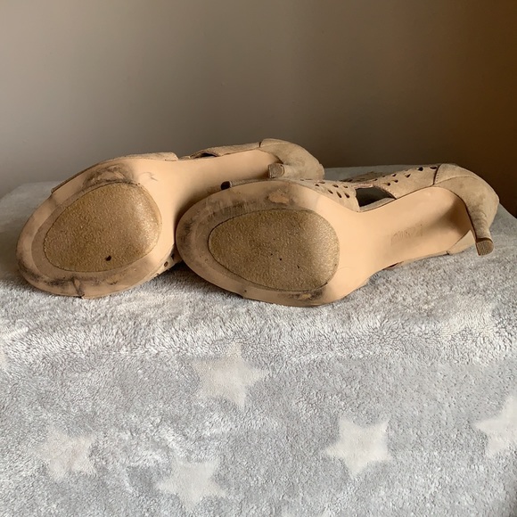 ALDO , Nude Peep toe, Floral Stiletto US 8.5 - Picture 4 of 6